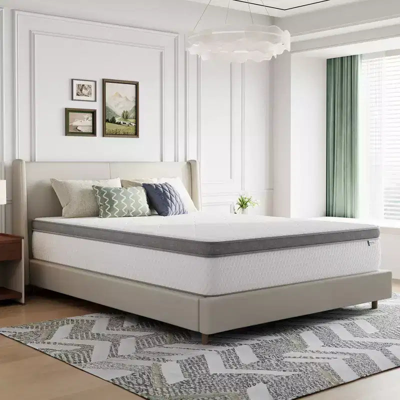 Matelas hybride à mémoire de forme et gel