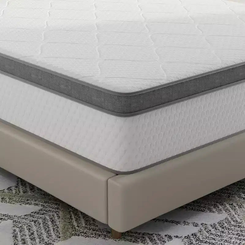 Matelas hybride à mémoire de forme et gel