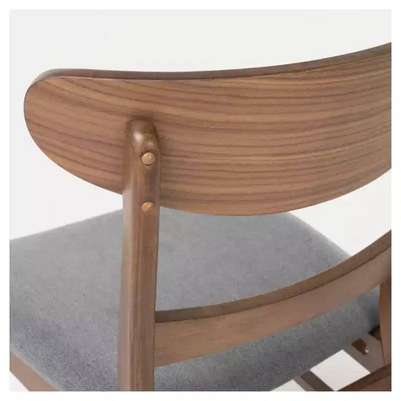 Chaise rembourrée à cadre en bois